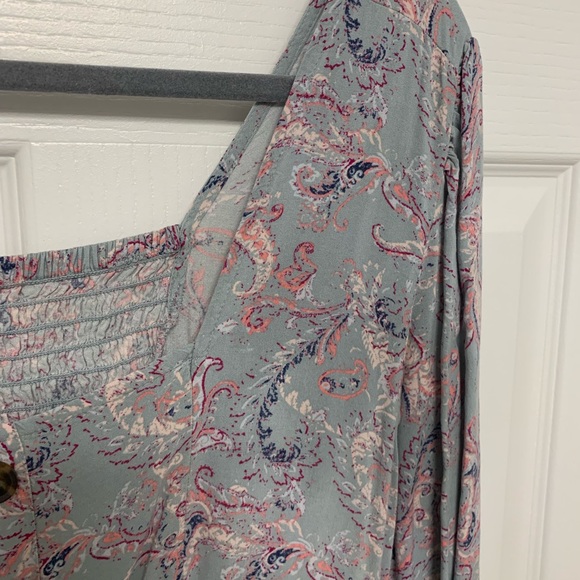 Mudd floral stretchy dress. Size XL in juniors. - Picture 4 of 12